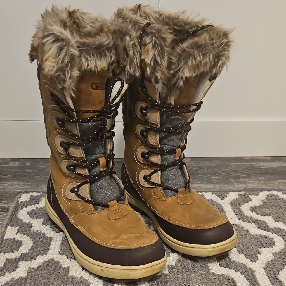 Helly Hansen Brown and Tan Winter Boots